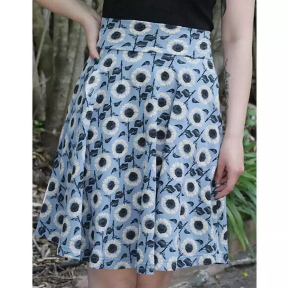 Effie's Heart Carnaby Girasole Sunflower Skirt - Picture 6 of 6